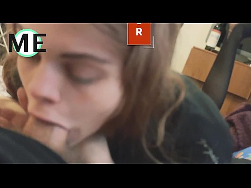 ❤️ Kar në fyt, pantyhose të grisura dhe taka të grisura bukur për t'u takuar Video seksi në sq.trysex.ru ﹏