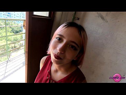 ❤️ Sensual student thith një të huaj në pjesën e jashtme - sperma në fytyrën e tij Video seksi në sq.trysex.ru ﹏